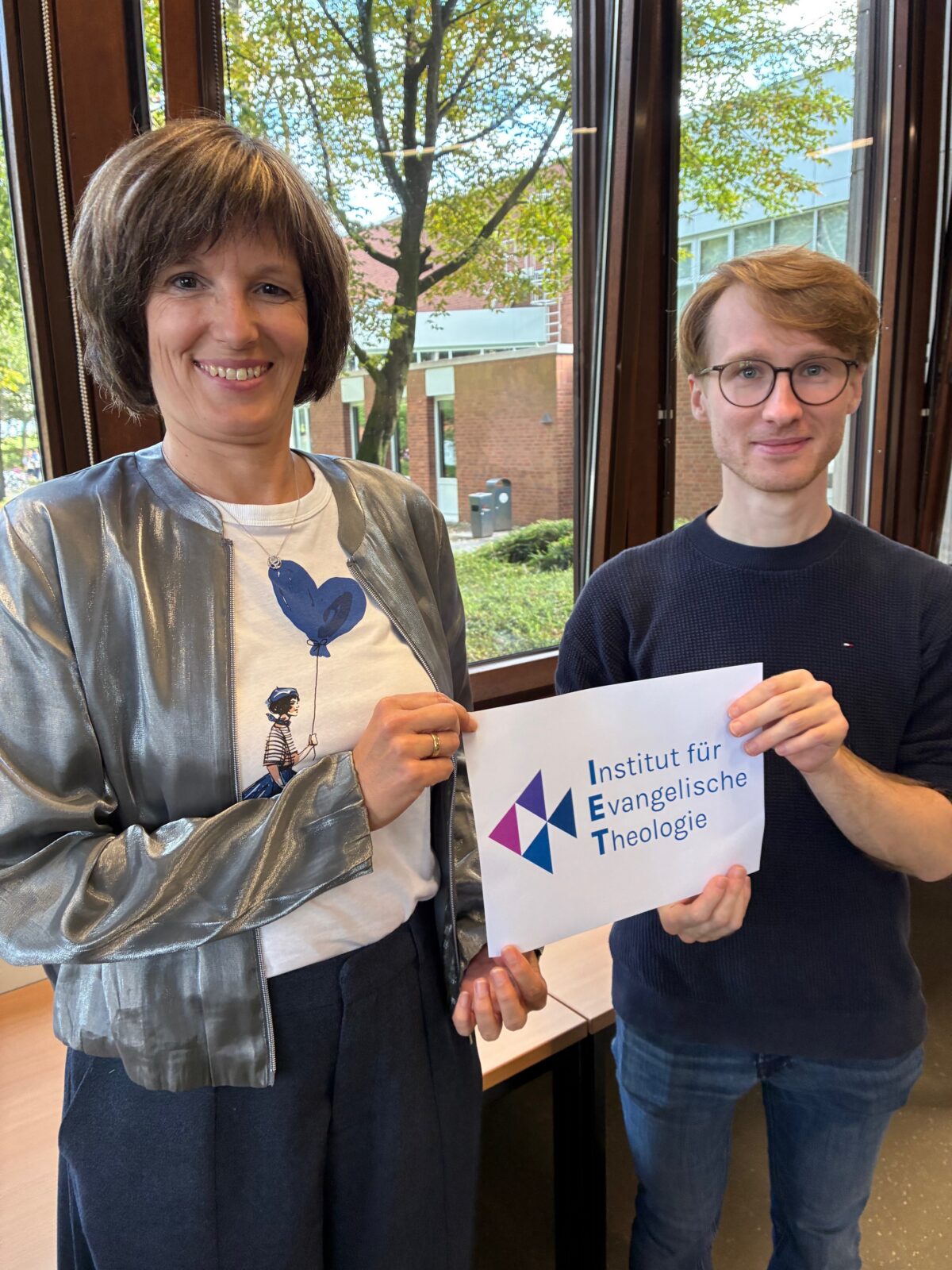 Neues Logo für das Institut für Evangelische Theologie